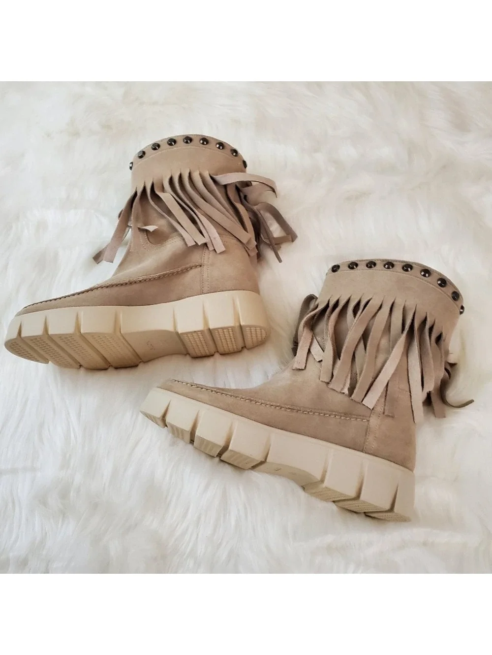MSRP $225 Geox Size 37 Ghoula Fringe Suede Studded Boots
